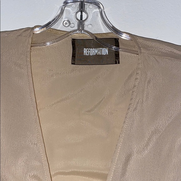 Reformation wrap top - Picture 4 of 6